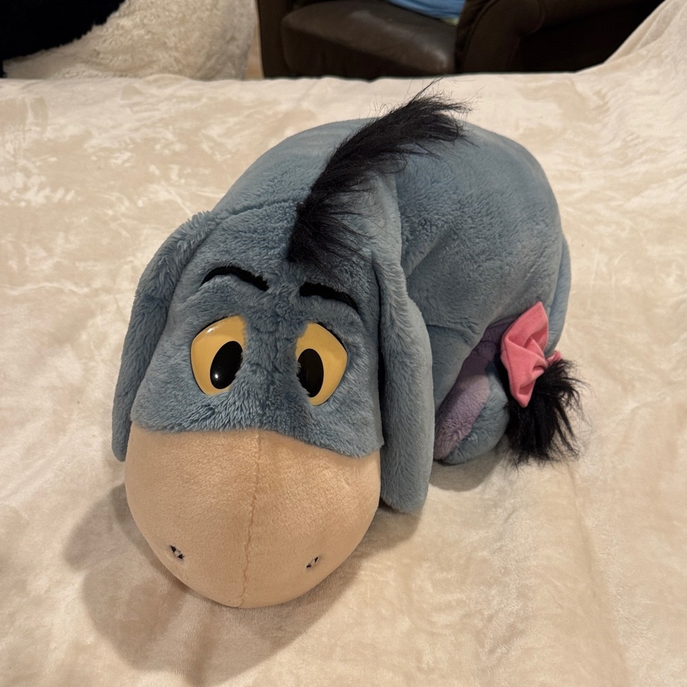 Jumbo Eeyore plush animal from Winnie the Pooh & Friends, manufactured by Mattel